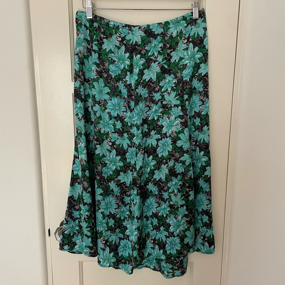 Zara midi floral skirt